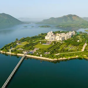 Raffles 5*, Udaipur India